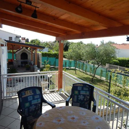 Apartman Duje Petrcane Ngoại thất bức ảnh